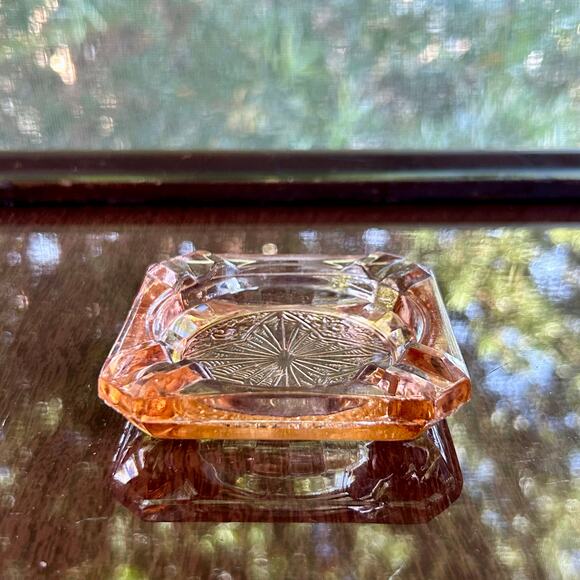 Vintage Ceramic Soap Dish with Bird Motif – European Soaps - Picture 5 of 9